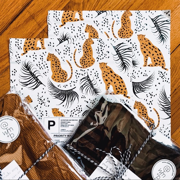 👽 Greetings Earthlings 👽 - Picture 7 of 10